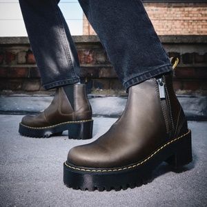 Dr. Martens Women's Rometty II Quad Platform Taupe Brown Orleans US 9 RARE!!!